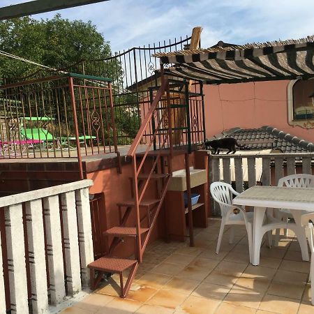 La Casa Di Zoe Apartment Uscio Bagian luar foto