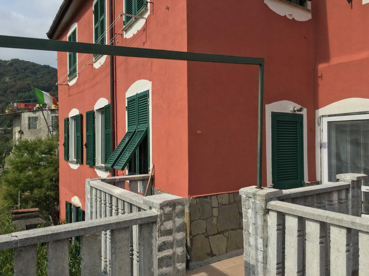 La Casa Di Zoe Apartment Uscio Bagian luar foto